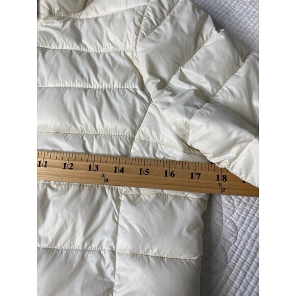 REEF Puffer Jacket Sz. Medium Ivory Lightweight Hooded 100% Nylon - Picture 6 of 11